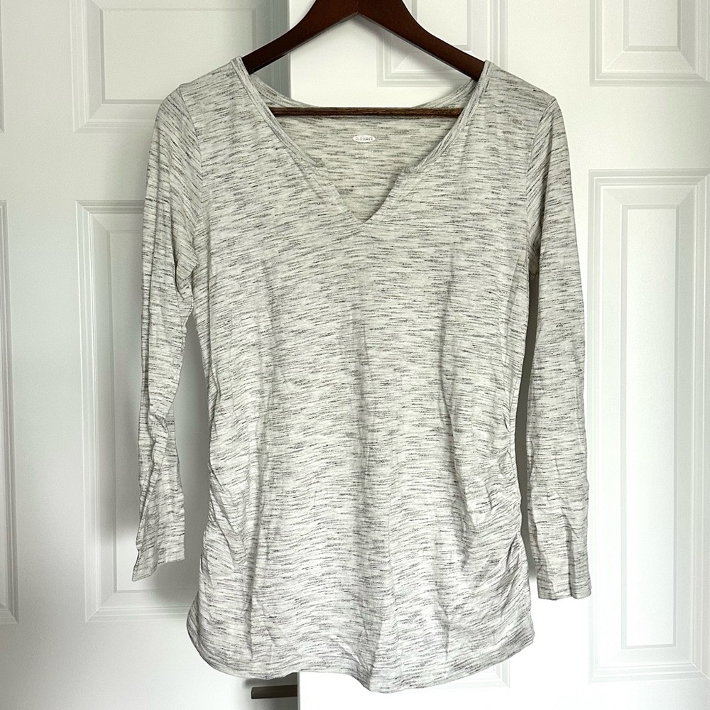 Old Navy Maternity Tee